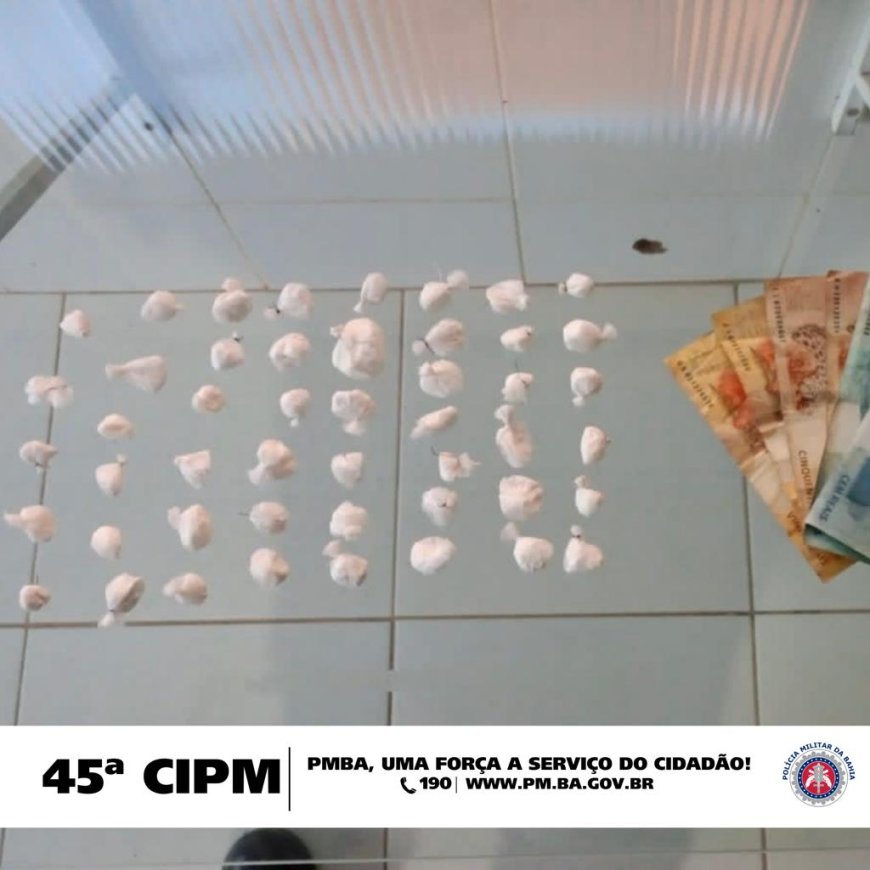 Polícia Militar realiza prisão em flagrante por tráfico de drogas e apreende 46 trouxas de cocaína em Curaçá